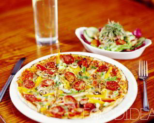 Диетическая пицца из тонкого лаваша