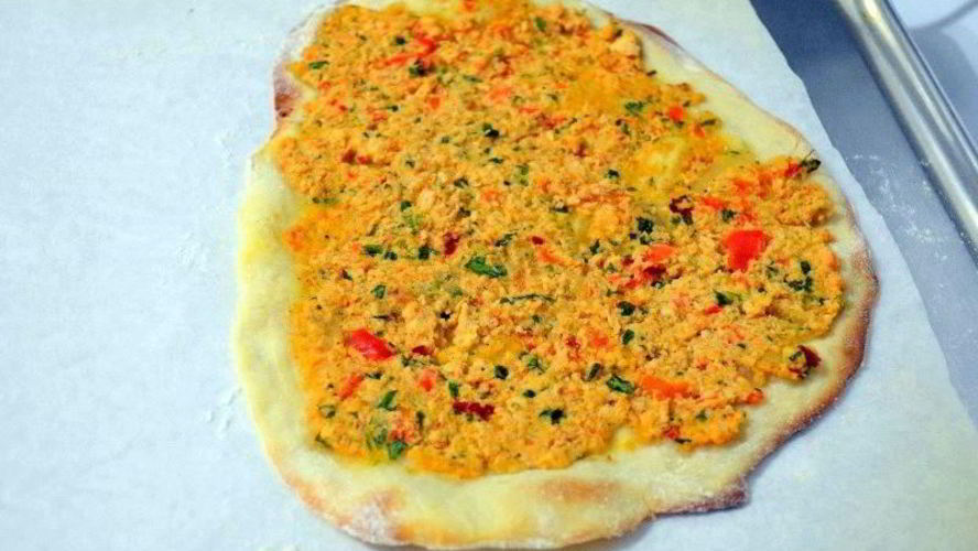 Рецепт домашнего турецкого лахмаджун пицца с фаршем