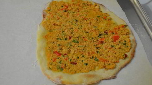 домашний турецкий лахмаджун пицца с фаршем