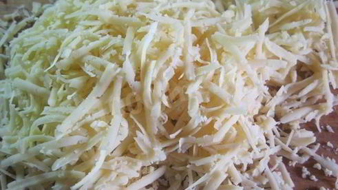 домашняя толстая пицца с грибами