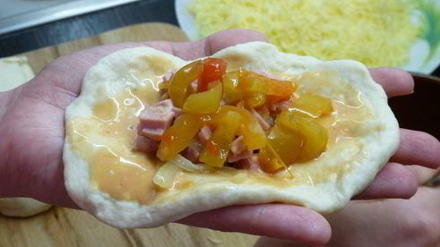 пицца булочка