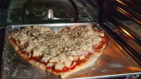 пицца на день святого валентина