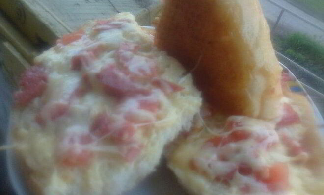 Пицца на готовом дрожжевом лаваше