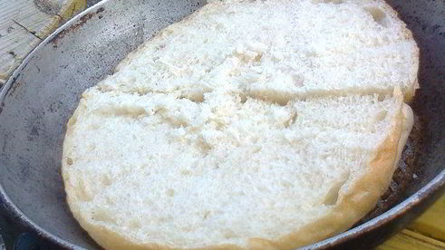 пицца на готовом дрожжевом лаваше