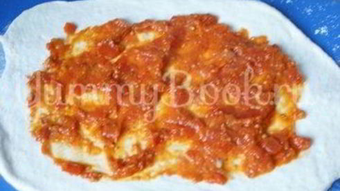 пицца-рулет стромболи