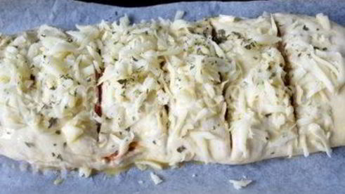 пицца-рулет стромболи