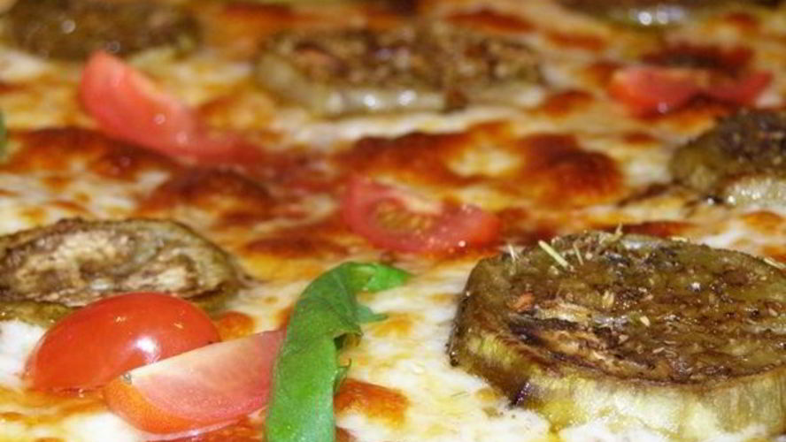 Рецепт пиццы с баклажанами