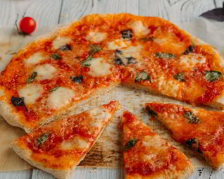 Пицца с бозиликом