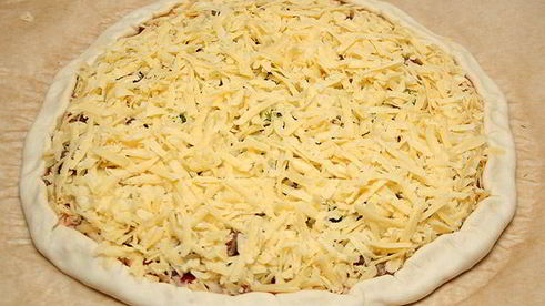 пицца с фаршем по-домашнему