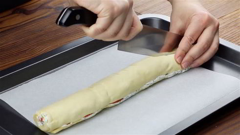 пицца с красной рыбой