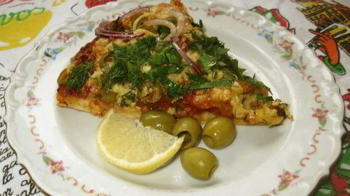 пицца с маринованным мясом