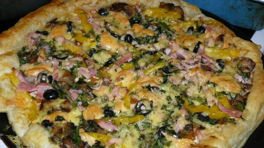 Рецепт пиццы с сыром и грибами