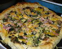 Пицца с ветчиной