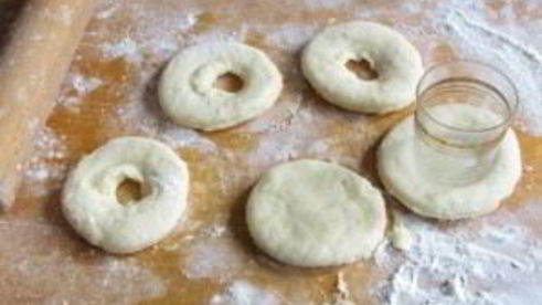 быстрые пончики на кефире