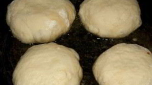 пончики с яблочной начинкой