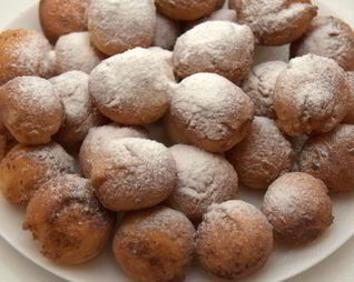 Сырные пончики