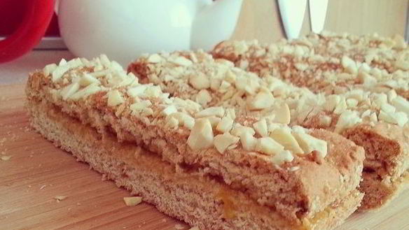 Рецепт Коврижки медовой с орехами