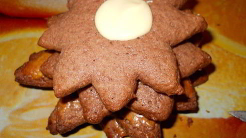 пряничная елочка яркие огни