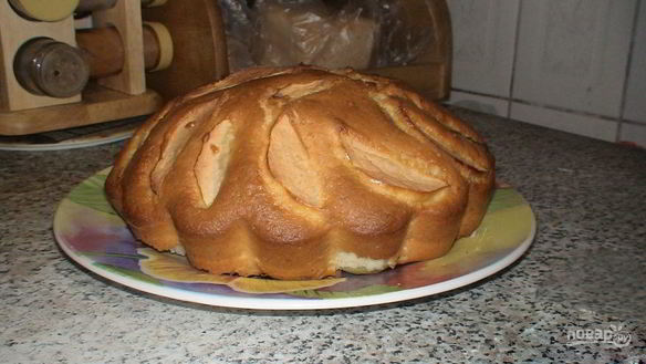 Рецепт очень вкусной шарлотки с яблоками