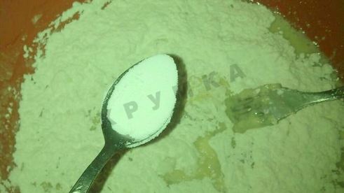 пирог с яблоками шарлотка