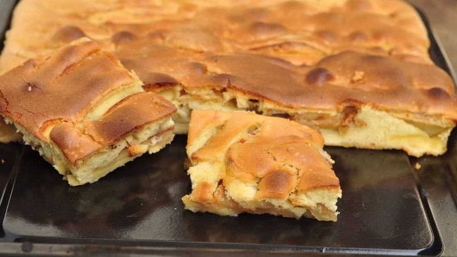 Рецепт простой яблочной шарлотки