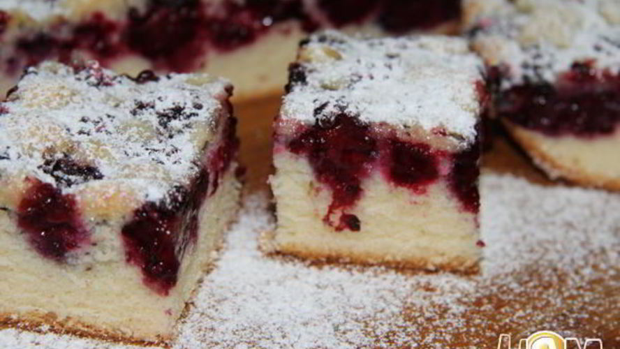 Рецепт шарлотки с ежевикой