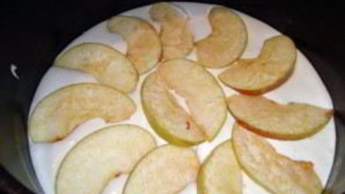 шарлотка с творогом в мультиварке