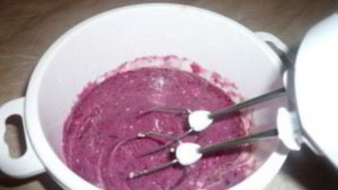 шарлотка с вареньем в мультиварке