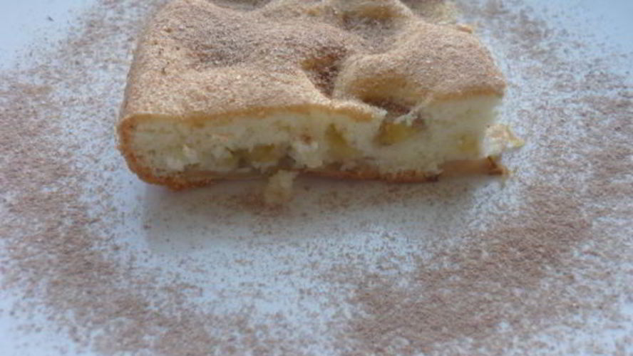 Рецепт шарлотки с яблоками и бананами