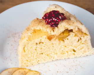 Шарлотка с яблоками в микроволновке