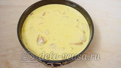 шарлотка со взбитыми сливками