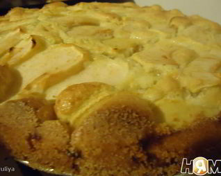 Шарлотка яблочная