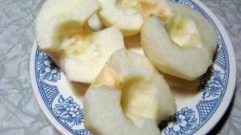 заливная шарлотка с яблоками