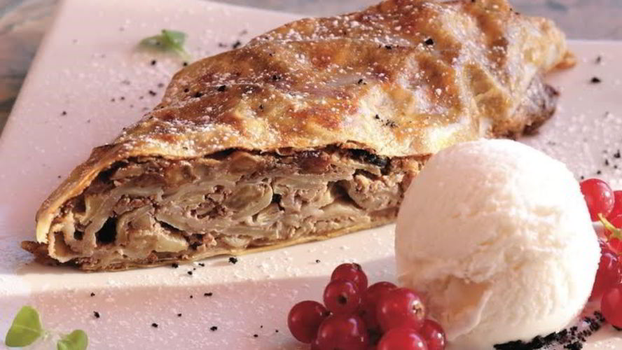 Рецепт быстрого яблочного штруделя из лаваша