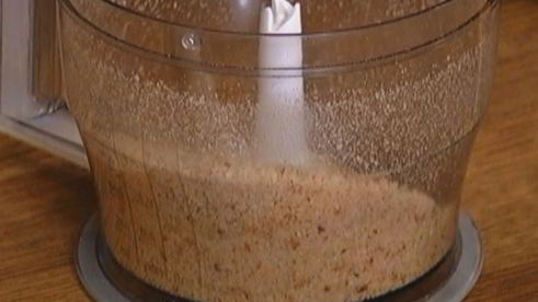 легкий штрудель с вишней и миндалем