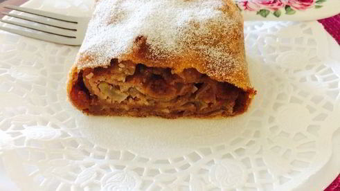 полезный яблочный штрудель