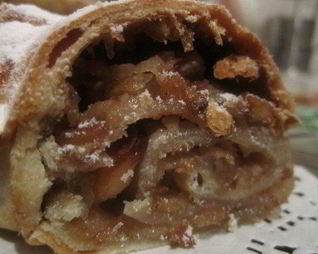 Постный яблочный штрудель