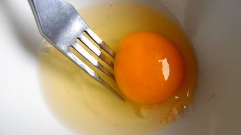 штрудель из ревеня и изюма