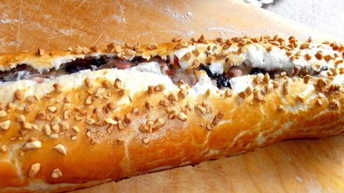 штрудель из ревеня и изюма