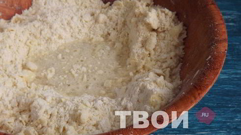 штрудель с грушей и сыром дор блю