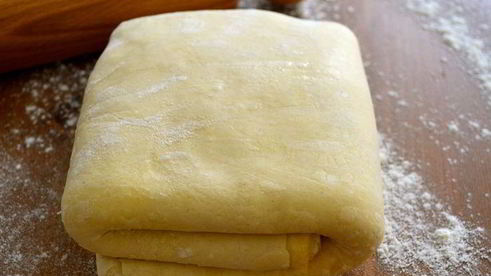 штрудель с мясом