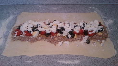 штрудель с тунцом