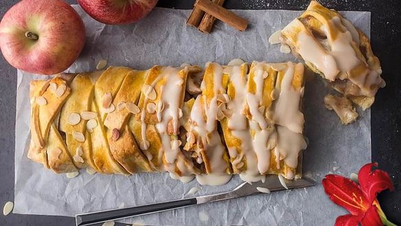 Рецепт Штруделя с яблоками и корицей