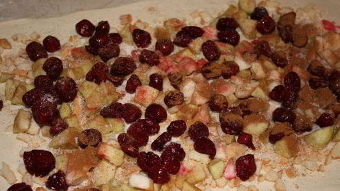 штрудель с яблоками и вишней