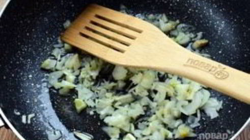 штрудель со свеклой, сыром и шпинатом