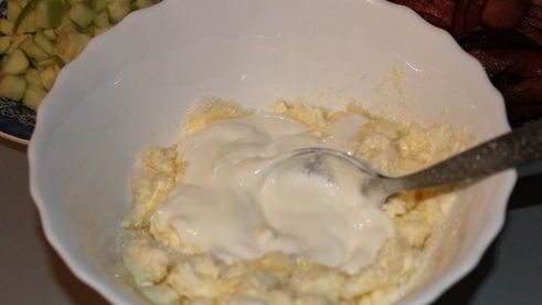 ванильный штрудель с яблоком, сливами и творогом