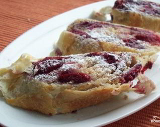 Вишневый штрудель