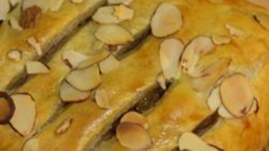 Рецепт яблочного штруделя из готового слоеного теста