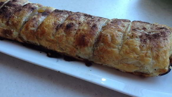 Рецепт Яблочного штруделя с кислыми яблоками