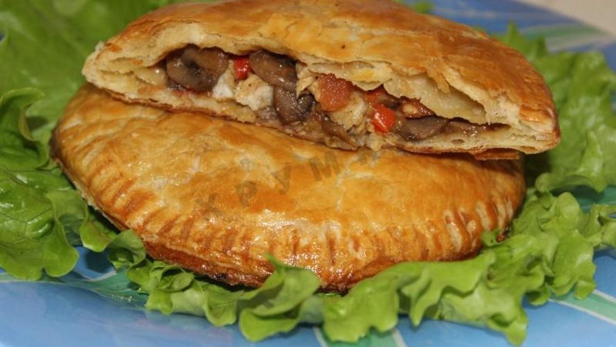 Рецепт слоек из слоеного теста с мясом панама-мама